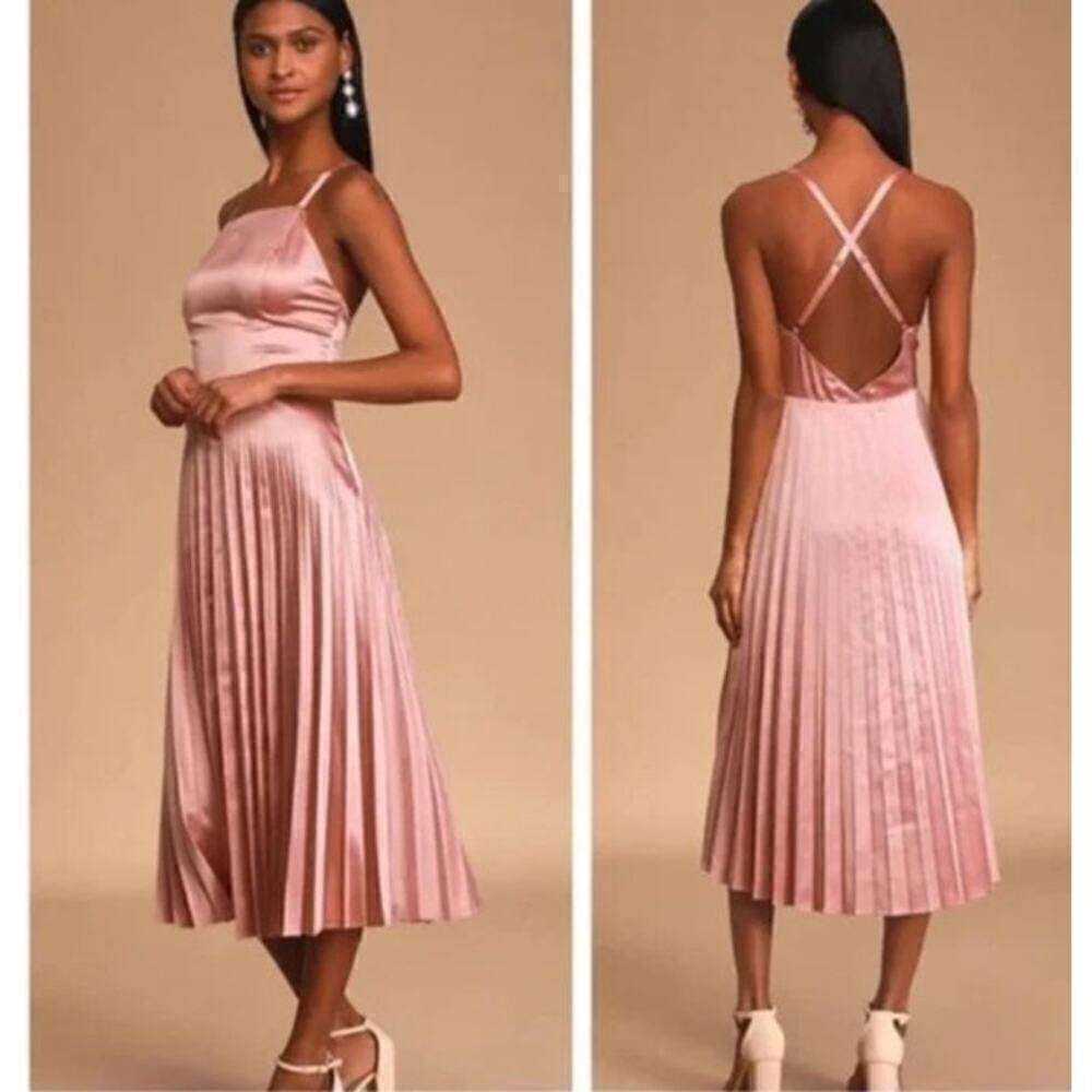Lulus Give Us A Twirl Dress Sleeveless Satin Pleated Midi Rose Pink NWT Size XS